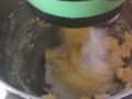 4 - Ajoutez le mélange sucre-fenouil au mélange beurre-citron