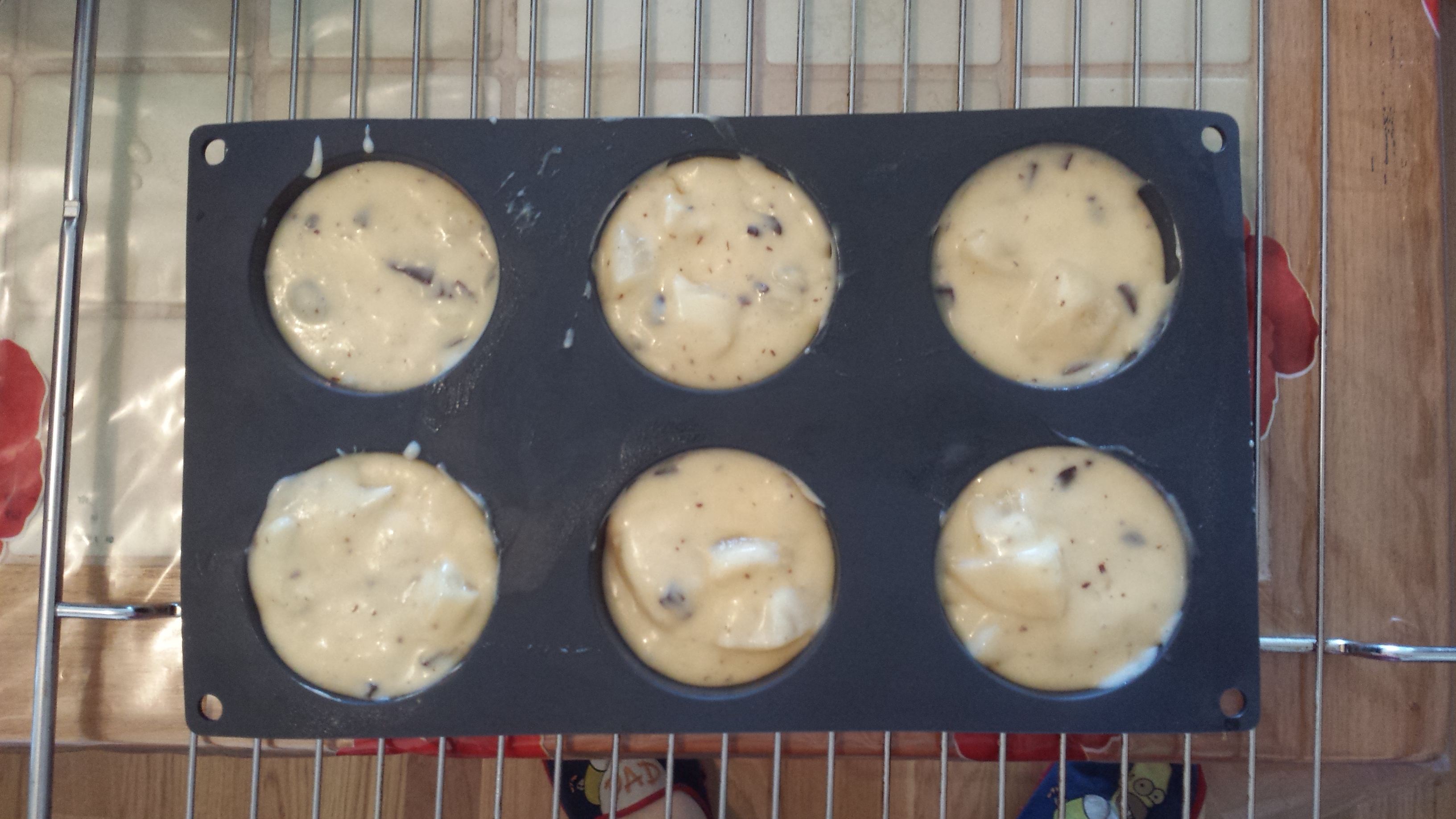 8 - Déposez le mélange dans des moules à muffins